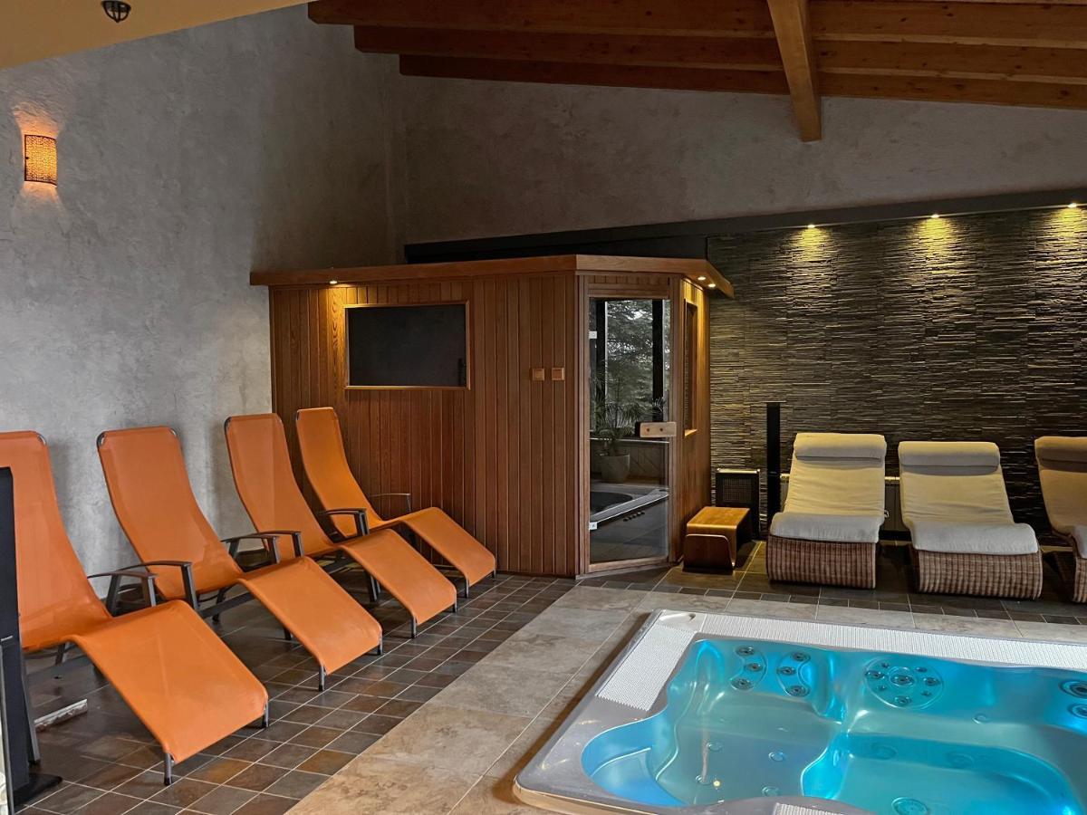Bazalt Wellness Villa Harghita Băi Exterior foto